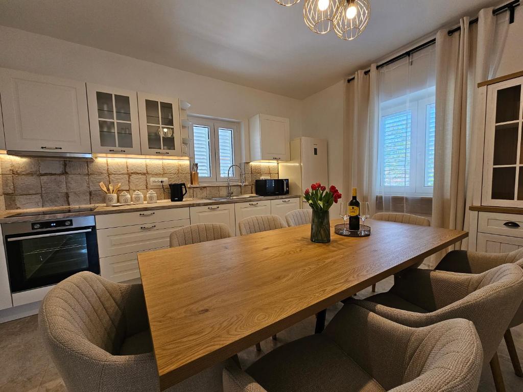 Kitchen and dining area